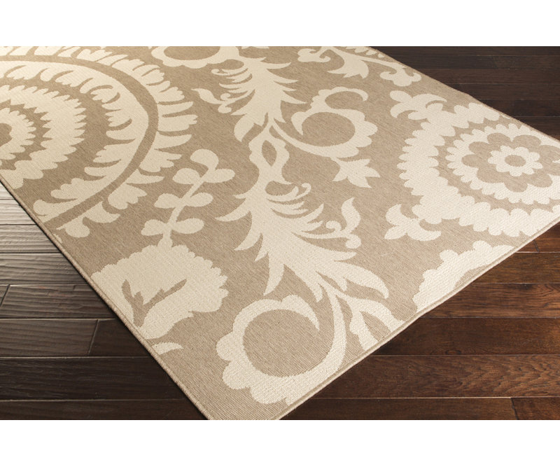 Amato Floral Indoor / Outdoor Rug, Rectangle 2'3" x 4'6"