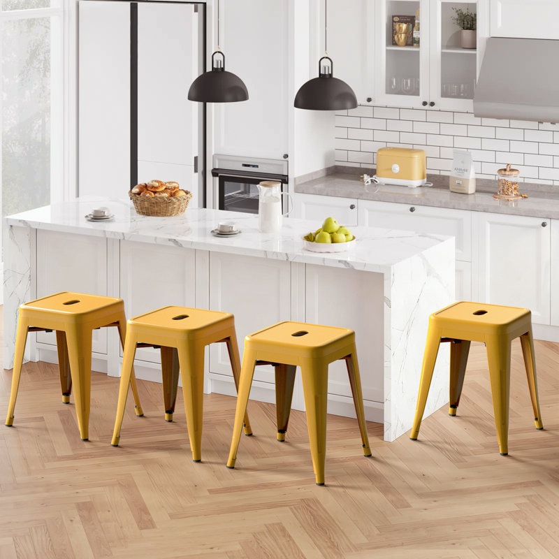 Tabourets de comptoir en métal de 18 pouces, tabourets de salle de classe empilables, chaises de salle à manger en métal sans dossier pour l'intérieur et l'extérieur, tabourets de bar de cuisine (ensemble de 4)
