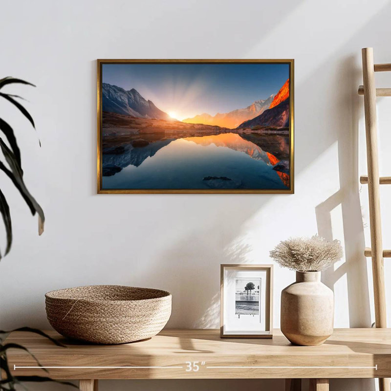 Coucher de soleil himalayen, 19 po x 13 po, Cadre flottant doré