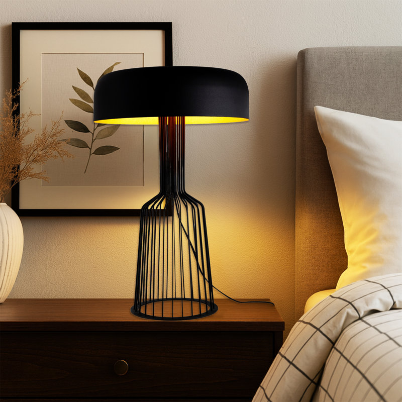 Lampe de table en métal