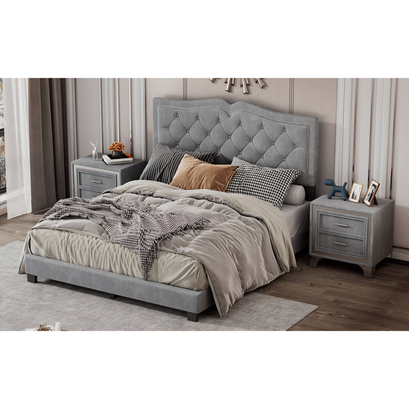 Grand cadre de lit tapissier grand avec motif de rivets, lit plateforme moderne en velours avec tête de lit capitonnée, gris