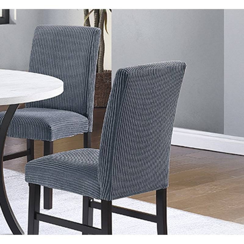 Table contemporaine 5 pièces: siège gris foncé avec table ronde blanche et tablette inférieure pour les dîners décontractés, quatre sièges en velours côtelé