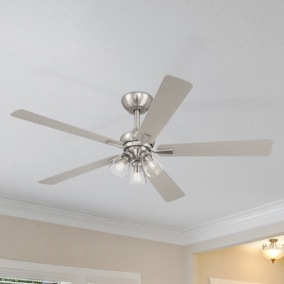 Ventilateur de plafond traditionnel en nickel brossé Charney de 52 po avec (3) ampoules DEL 3000K, abat-jour transparent, télécommande incluse