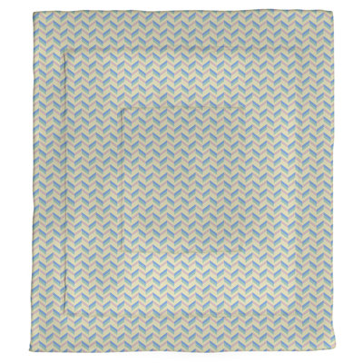 Patricia Geoffrey Polyester Comforter
