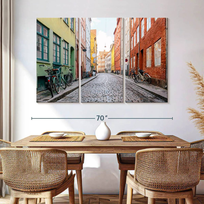 Rue pavée à Copenhague, H 36 po x l 57 po