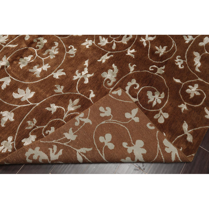 Tapis brun noué à la main de conception unique 5 pi 8 po x 8 pi 5 po Kaci-Lei