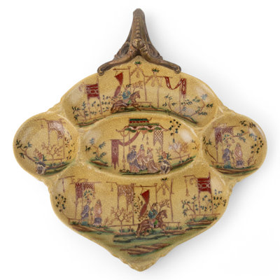 Plat en porcelaine à cinq sections avec Kings Court bronze