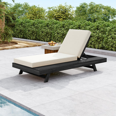 Chaise longue d'extérieur avec coussin moelleux et rangement latéral