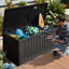 Boîte de rangement de terrasse intérieure verrouillable 230 gallons avec séparateurs amovibles-108191041