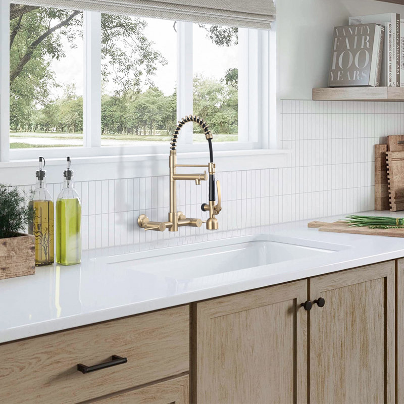 RENIST Pull Down Kitchen Faucet, Brushed Gold