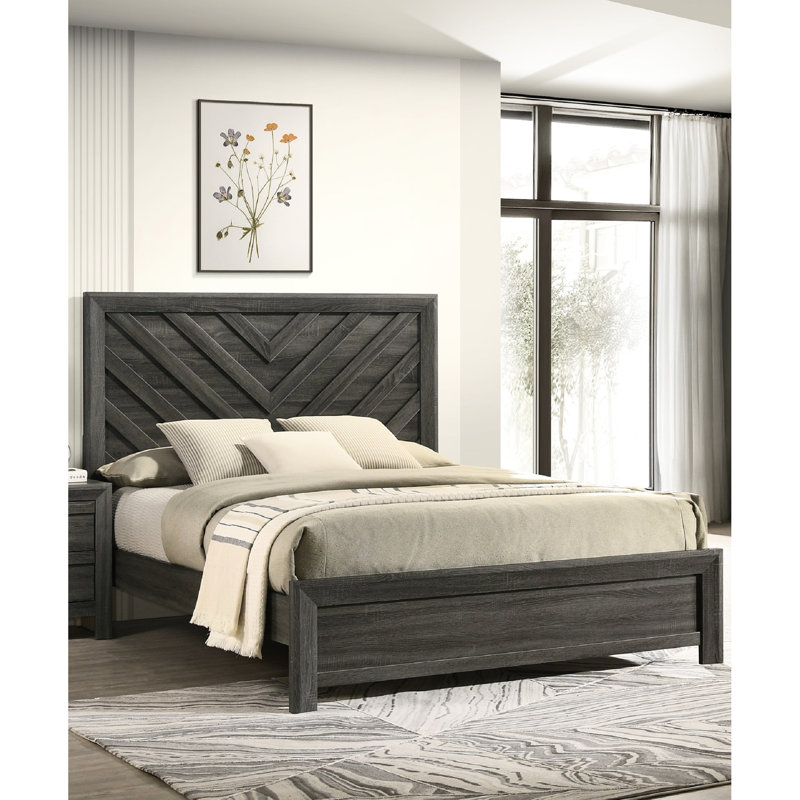 Cadre de lit contemporain à finition grise rustique avec tête de lit à motif géométrique, incontournable de la chambre à coucher et décoration