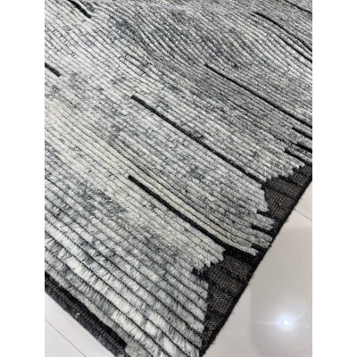 Tapis en laine noué à la main Amara Majestic
