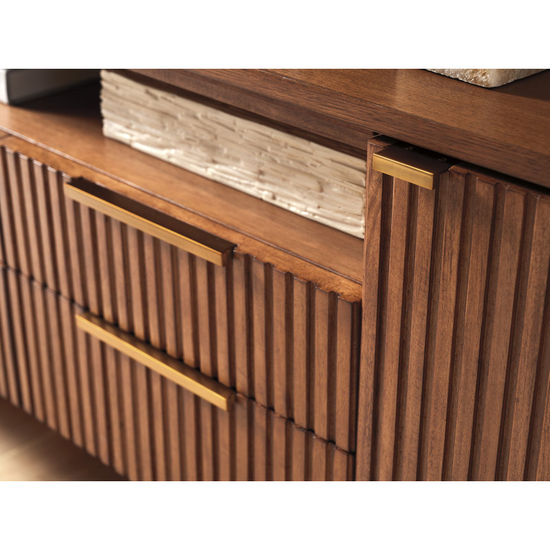 La Costa Media Console