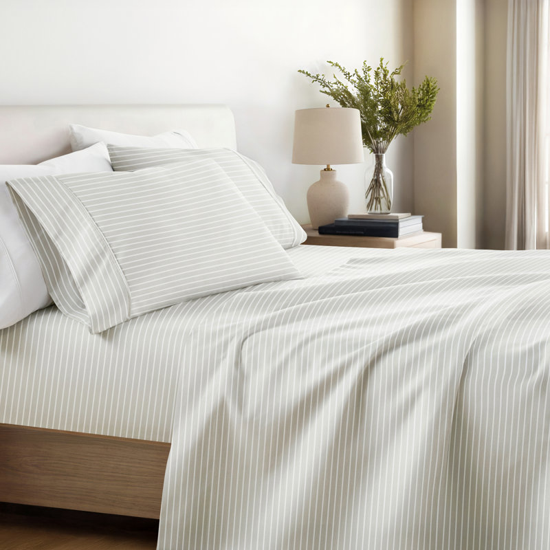 Literie en microfibre ultra douce, Ensemble de draps pour grand lit avec 2 taies d'or, Rayures gris clair