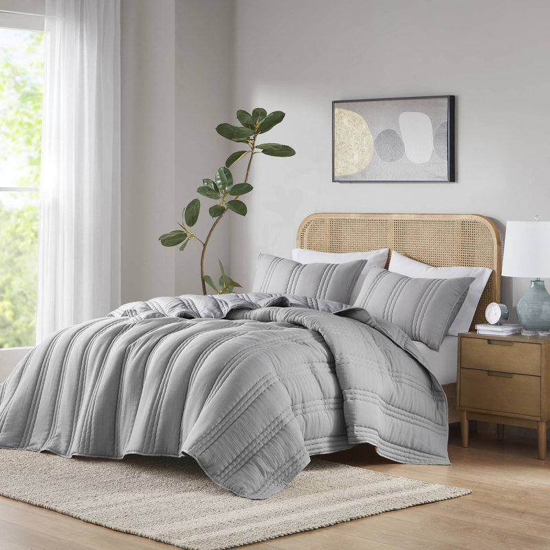 Dune Poly Gauze Quilt Set, King/Cal King Quilt + 2 King Shams, Grey