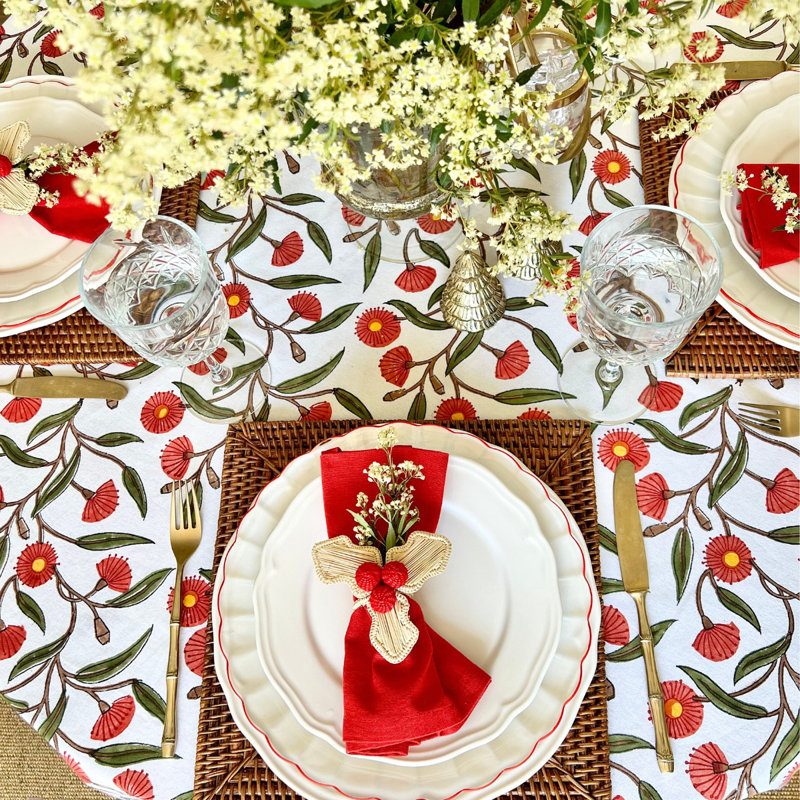 Red Flowering Gums Round Tablecloth, 70” Round