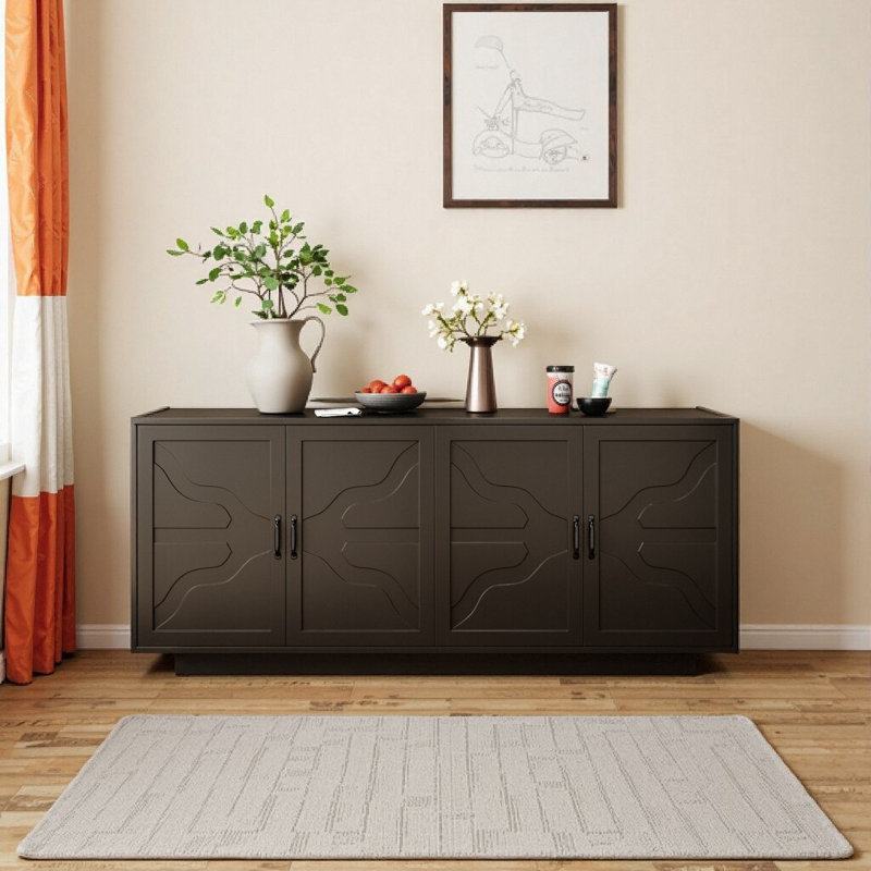 Buffet 68 po Farmhouse avec rangement XL, porte-verres intégré et tiroir intelligent