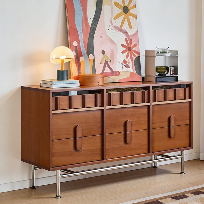 Buffet de style français antique