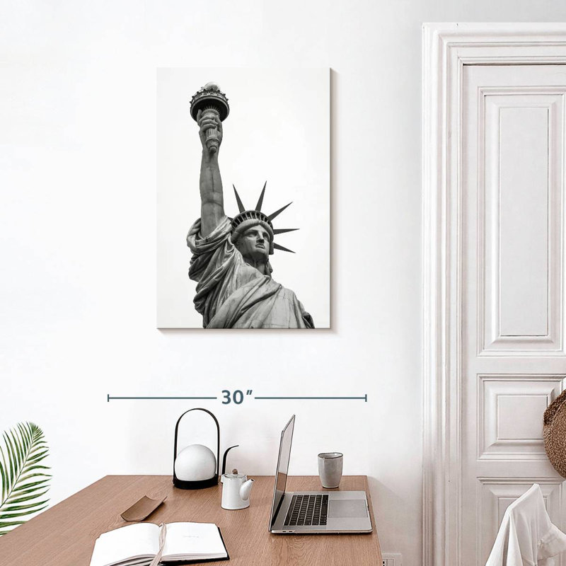Aime, la statue de la liberté, H 30 po x l 20 po