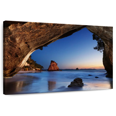 Gillard Cathedral Cove Gillard