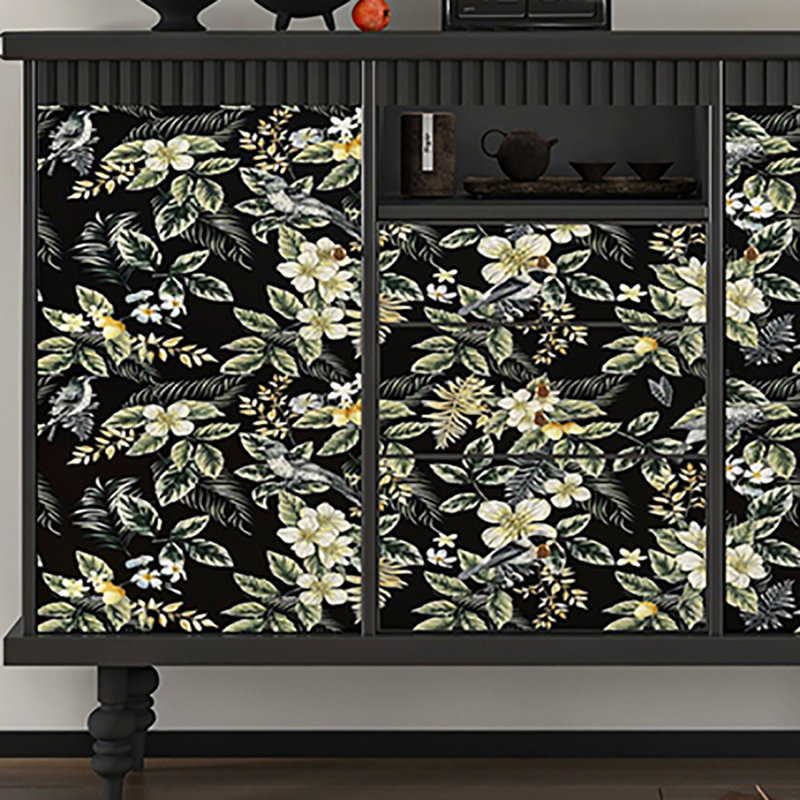 Armoire française à motif floral rétro