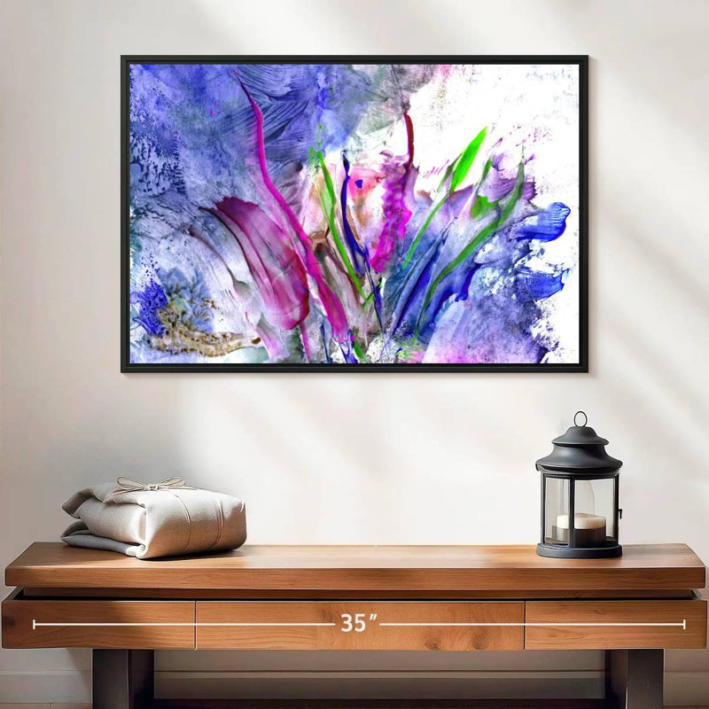 Avery Abstract Flower, 17" H x 25" W