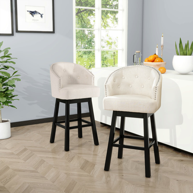 Tabouret tournant à 360 degrés avec garniture cloutée, beige