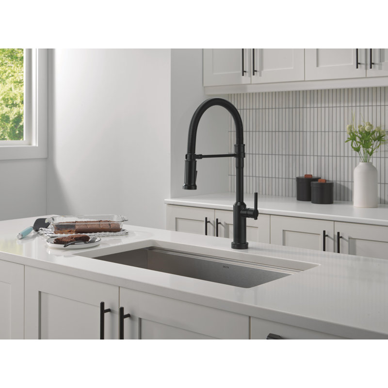 Touch2O Technology Kitchen Faucet with Touchless Technology, Matte Black