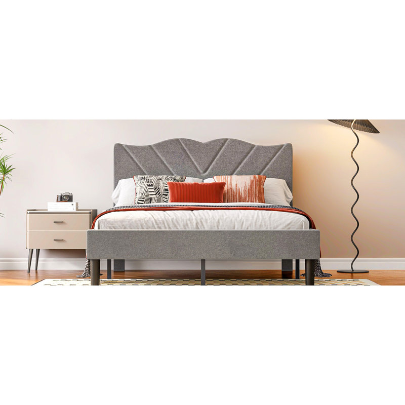 Lit plateforme Nataliah avec tête de lit tapissier et lattes en bois, Double, Gris