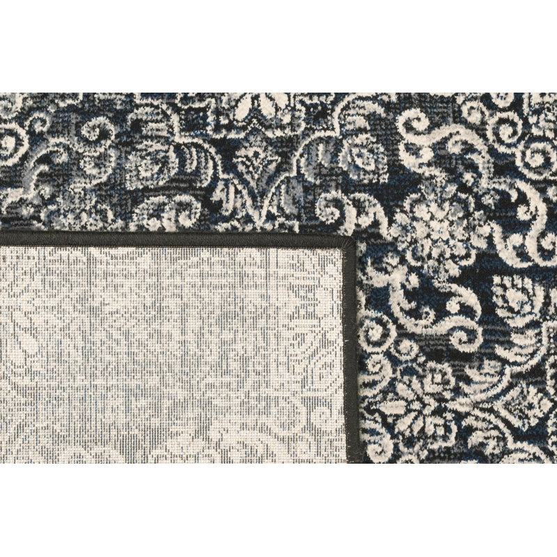 Attell Oriental Indoor Rug, Rectangle 2'7" x 4'7"