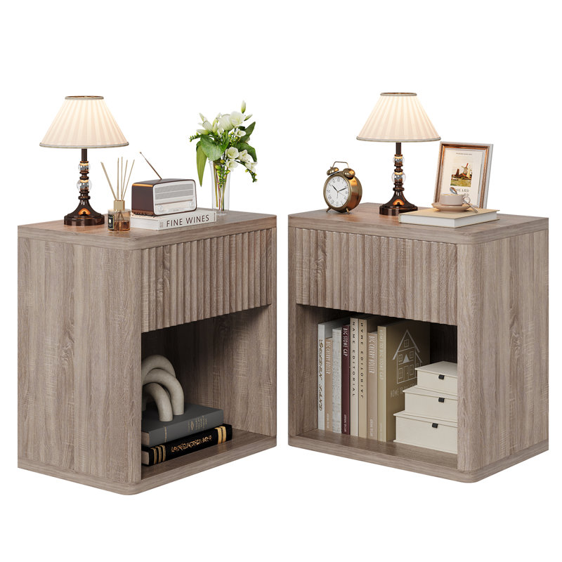 Ensemble de 2 tables de chevet avec tiroir et tablette, tables d'appoint en bois avec panneau cannelé, tables de bout modernes