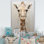 Minimalisme, girafe beige sur toile
