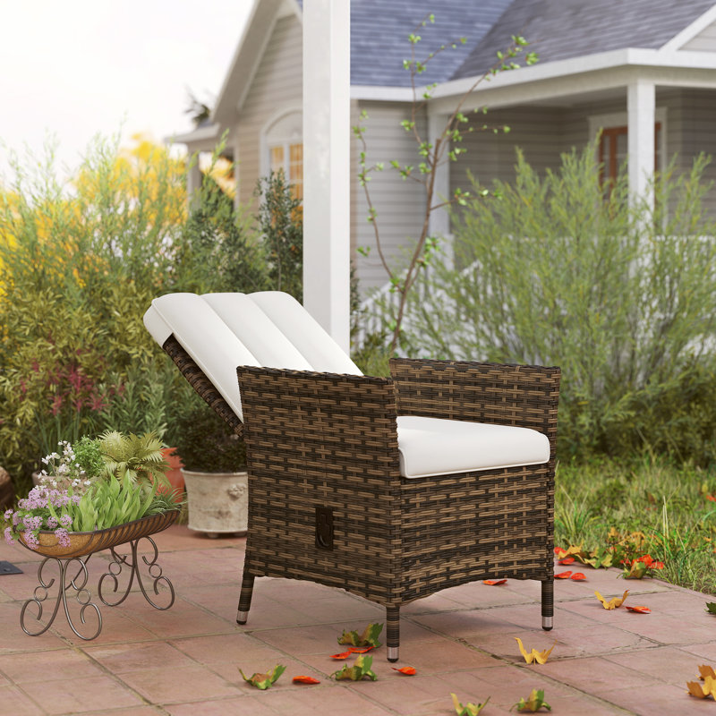 Fauteuil inclinable d'extérieur en osier avec dossier réglable, crème, Coussin blanc/ Cadre brun