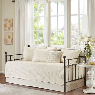 Housse pour lit de jour 6 pièces réversible avec rebord festonné et rembourrage pour matelas simple et bordure décorative champêtre chic