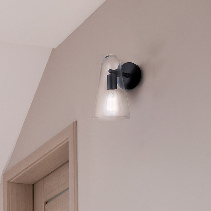 LUISA 5.88 In. 1 Light Sconce With Clear Hammered Glass Shade, Matte Black