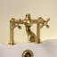 Robinet de baignoire à fixation sur le comptoir avec poignées en croix (P0802) par Strom Living-98128857