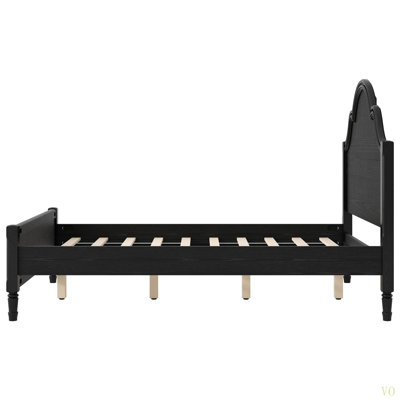 Lit plateforme en bois avec tête et pied de lit