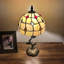 Lampe de table Tiffany avec haricots de cristal en verre coloré or et ampoule DEL incluses: l 8 po x P 8 po x H 16 po
