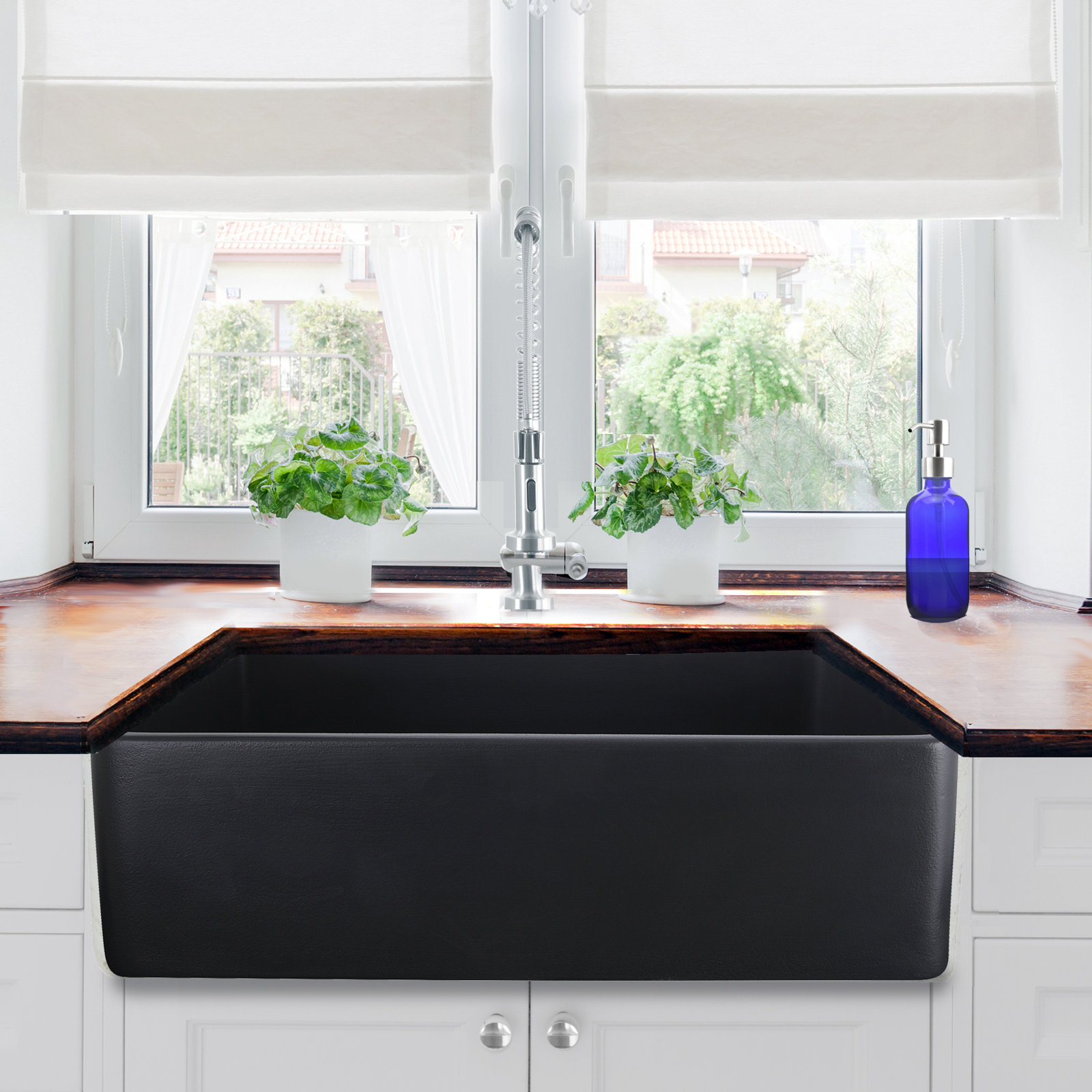 Vineyard 33" Apron Farmhouse Kitchen Sink, Matte Black