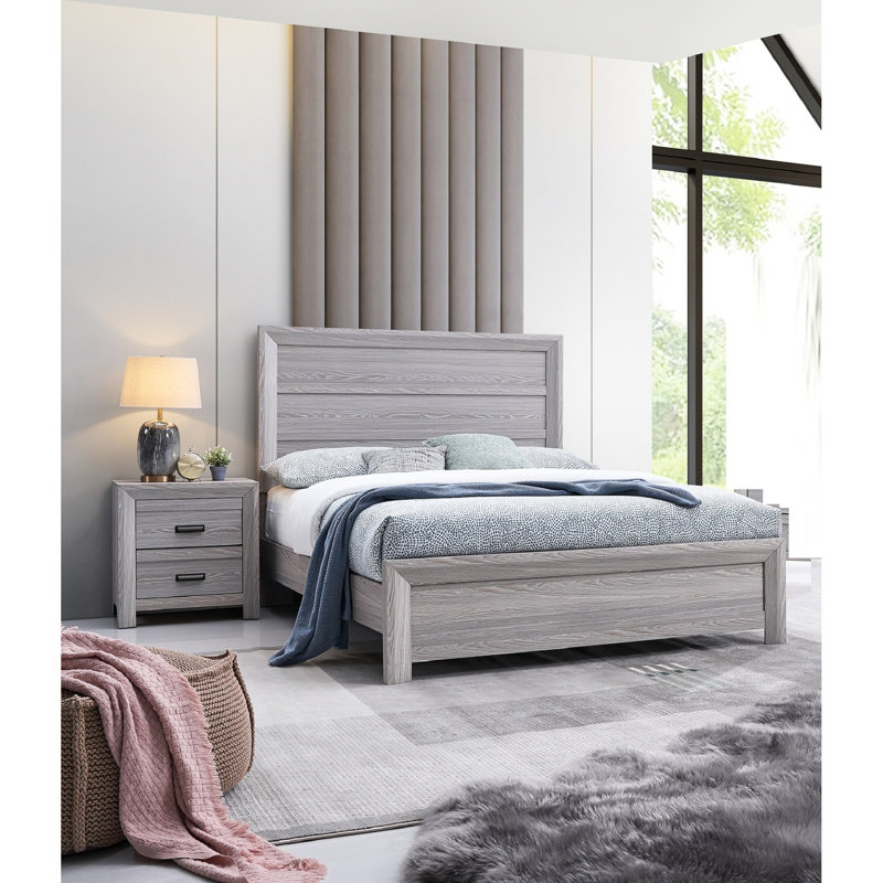 Lit de chambre à coucher d'apparence rustique, de couleur grise et de construction de style contemporain, Lit double