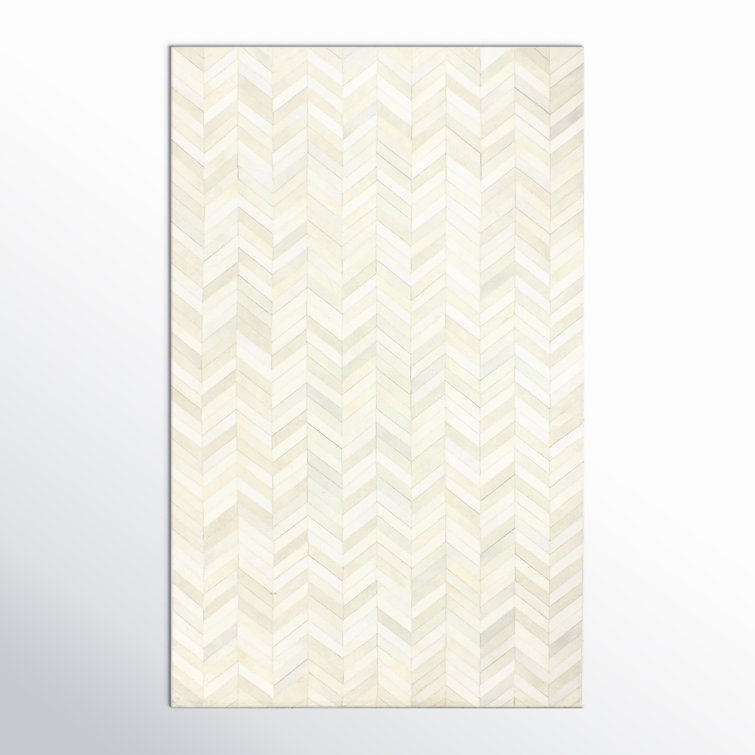 Marsha Handmade White/Ivory Rug