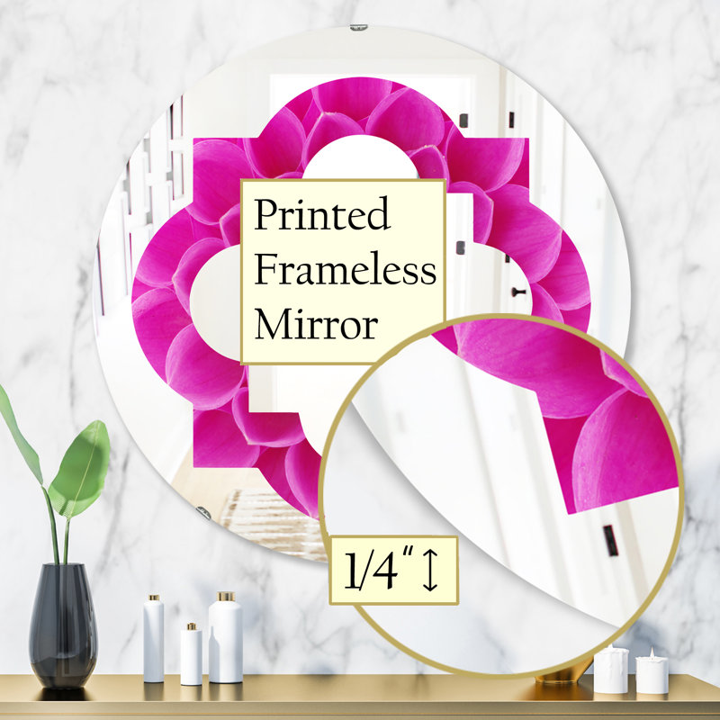 Miroir mural sans cadre à fleurs et pétales maison american american quadrilobe, 31,5 po x 31,5 po