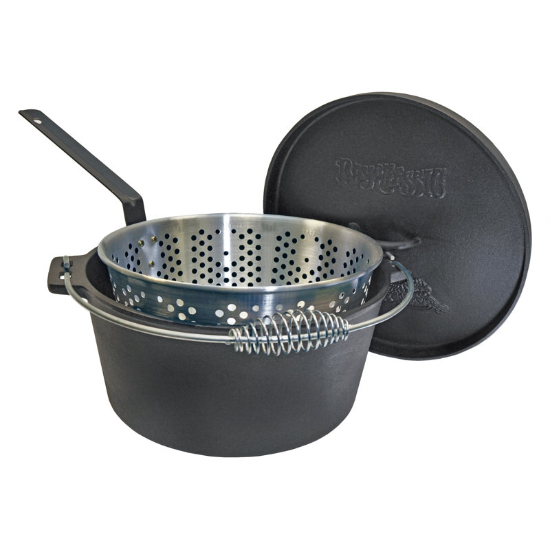 Bayou Classic 14.4 qt. Cast Iron Round Dutch Oven