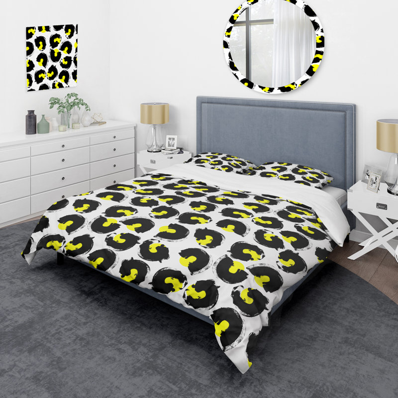 Black Circle Pattern - Abstract Duvet Cover Set - Microfiber Polyester, Queen Duvet Cover + 2 Standard Shams