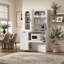 Armoire de cuisine autoportante haute avec porte vitrée cintrée, porte relevable et tablettes réglables pour un rangement efficace
