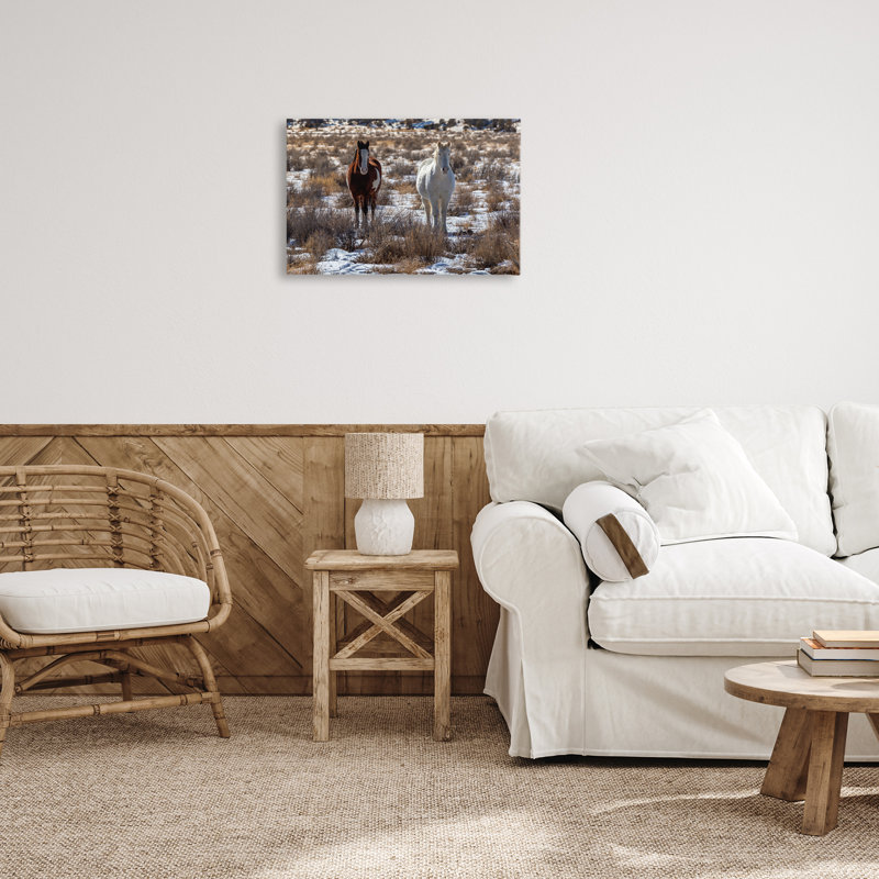 «Arches Horse paire in Snow Canvas», conception par Jeff Poe, H 16 po x l 24 po