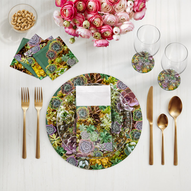 Succulents Vegan Leather Round Pebble Placemat, Evergreen