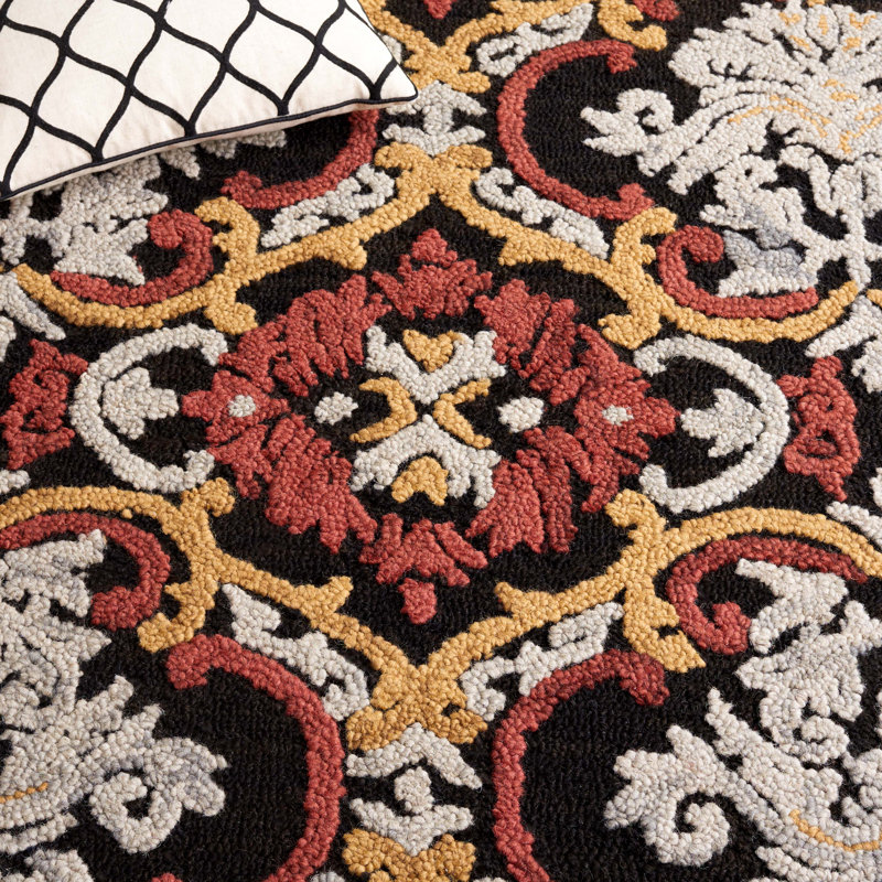 Handmade Red and Charcoal Wool 3' x 5' Tufted Area Rug