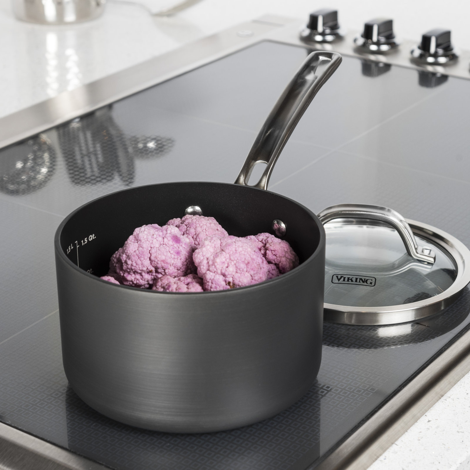Viking Hard Anodized Nonstick Saucepan with Lid, 2 qt.