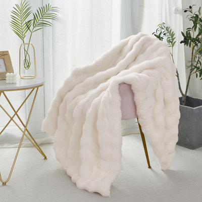 Extra Soft Fuzzy Faux Fur Throw Blanket, Thick Warm Bubble Throw For Bed Couch Sofa Faux Rabbit Fur & Flannel Throw Blanket